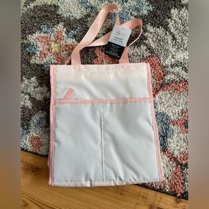 Lunch tote,NWT pink and white